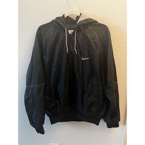 Vintage 90's Nike Swoosh Puffy Windbreaker
Jacket M